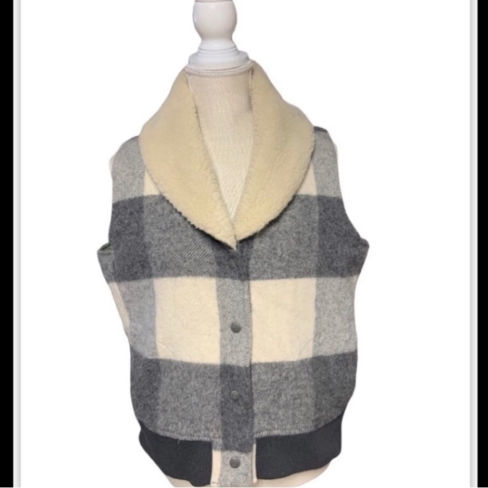 Woolrich wool vest‎